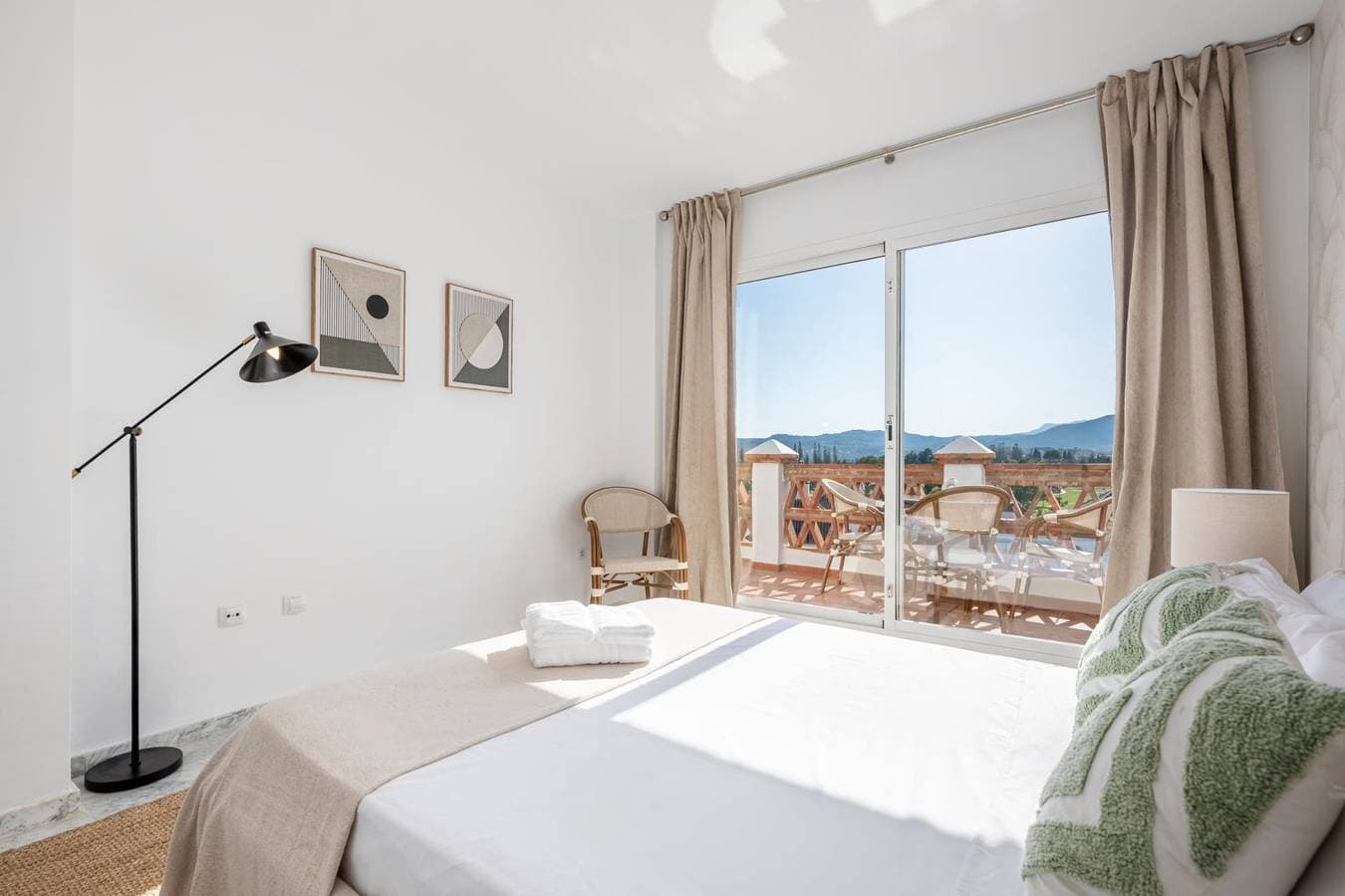 Foto 9 von 30: Perfect Mijas Golf Getaway! - Pass the Keys