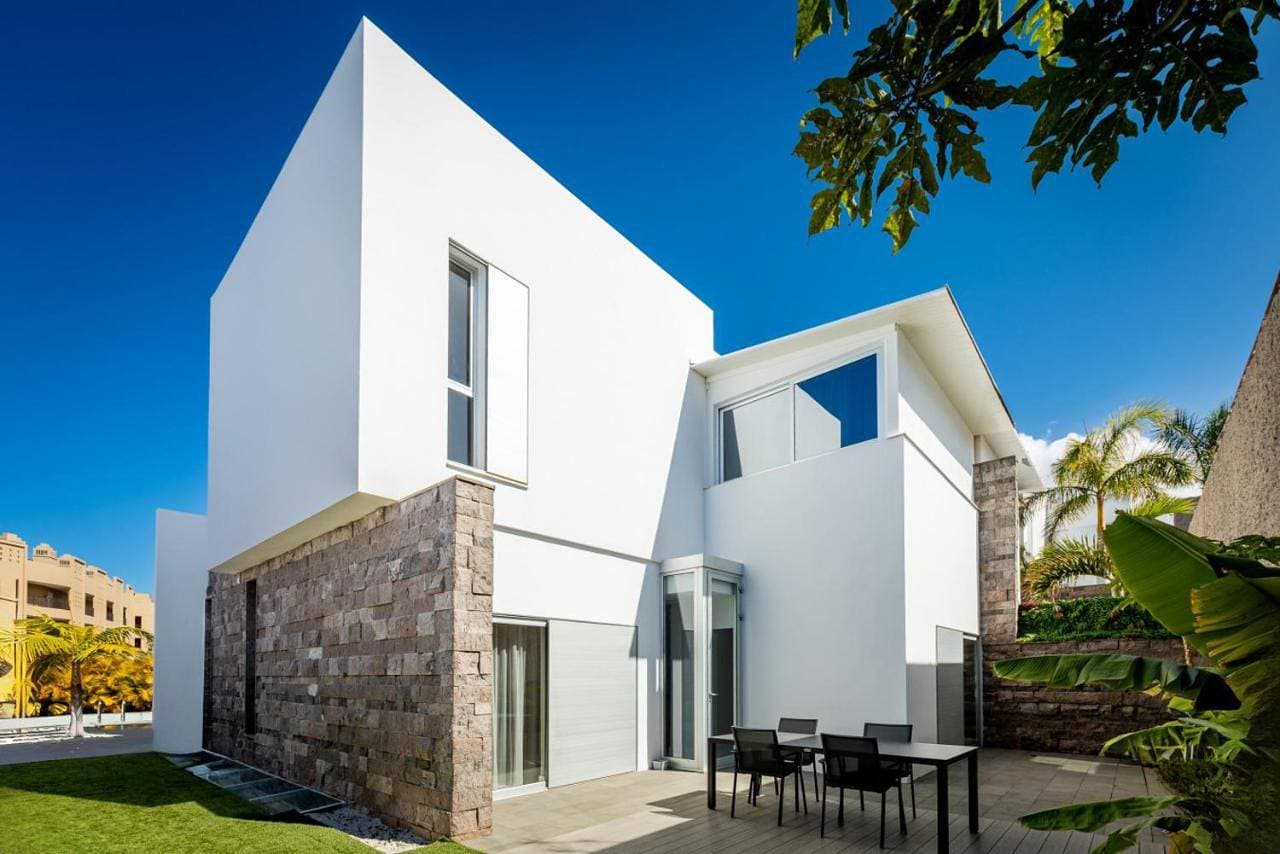 Foto 5 von 42: Five-Bedroom House