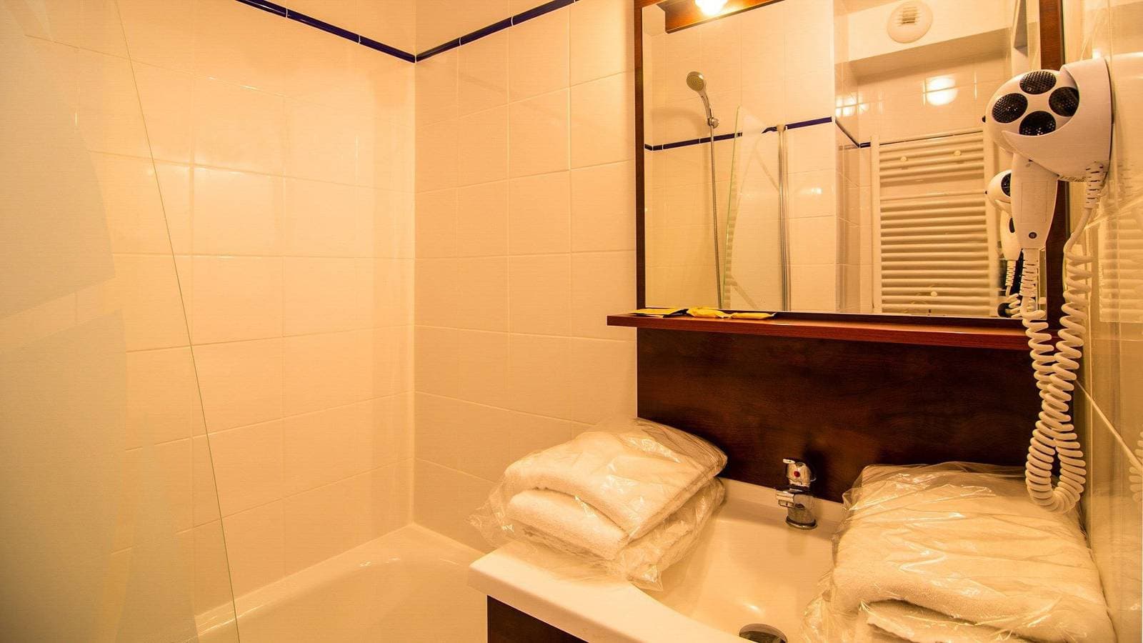 Foto 6 von 32: Studio für 2 Personen mit Whirlpool