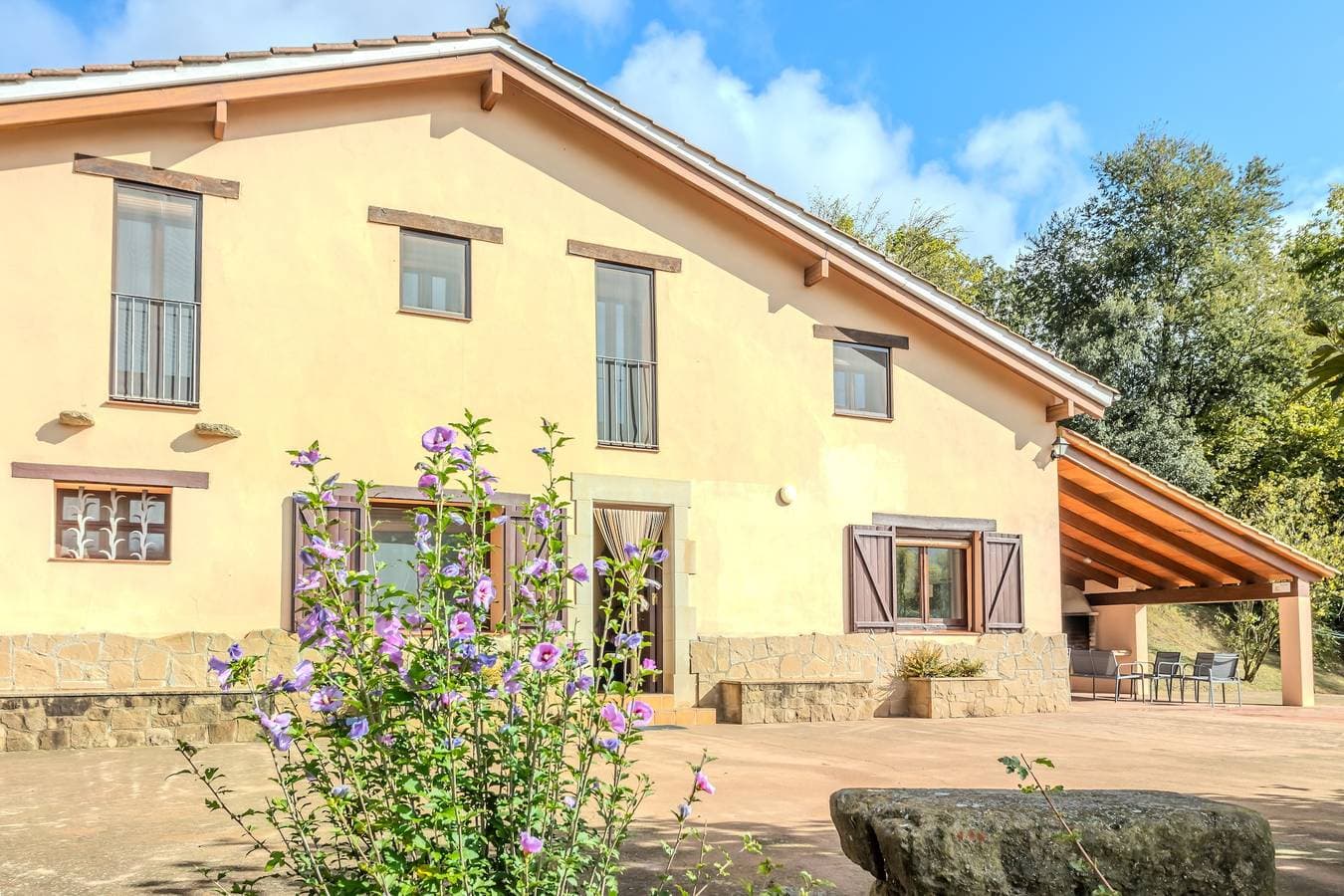 Foto 3 von 30: Finca 'Can Mestrehumà' mit privatem Pool, privater Terrasse und privatem Garten
