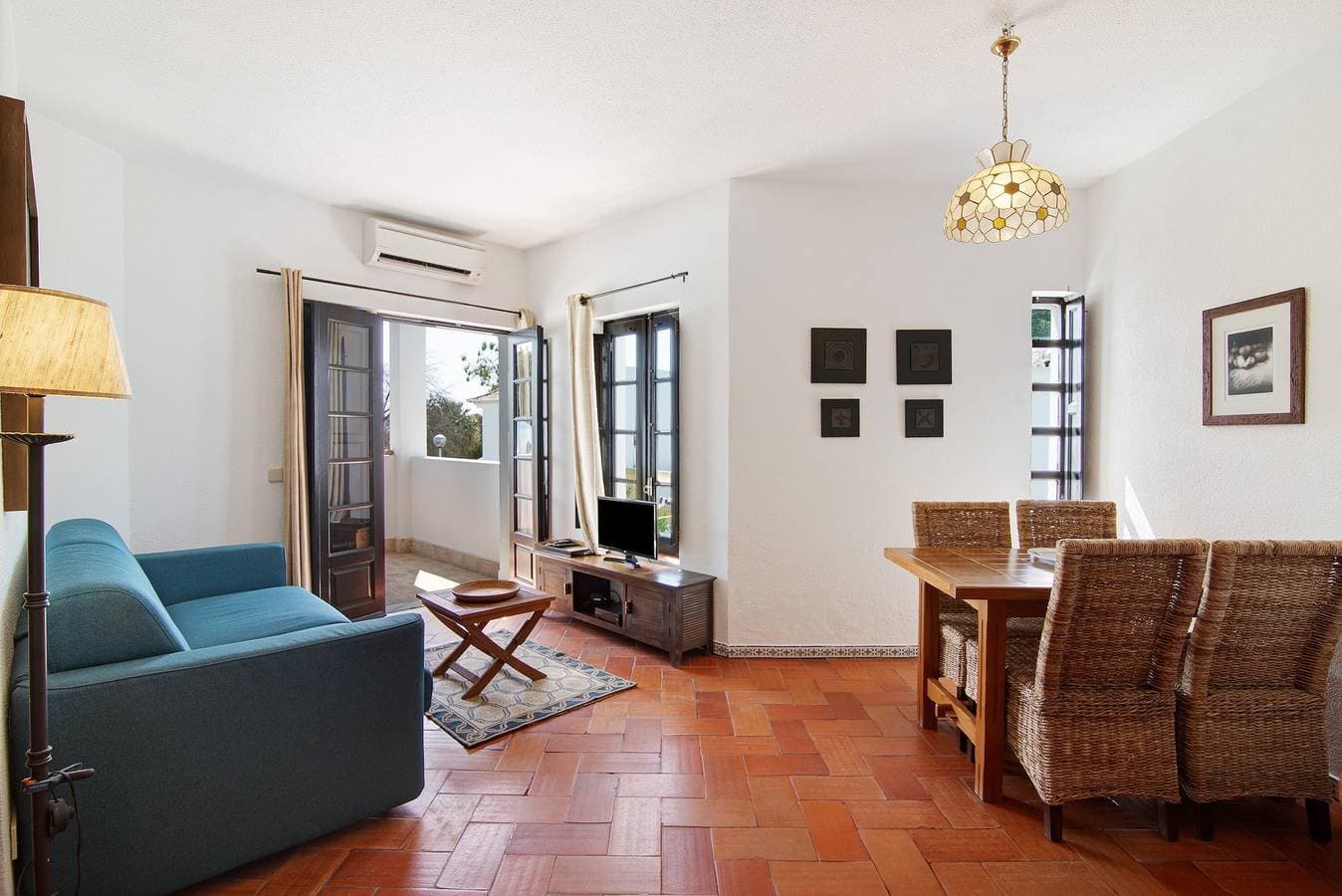 Foto 3 von 22: Ferienhaus 'Quinta Velha Village 134' mit Balkon, Gemeinschaftspool und Klimaanlage