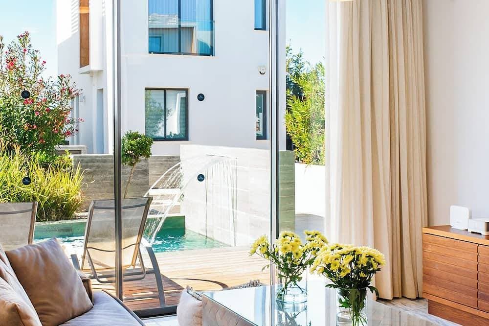 Foto 11 von 30: Villa Laurus 2 By Ezoria Villas