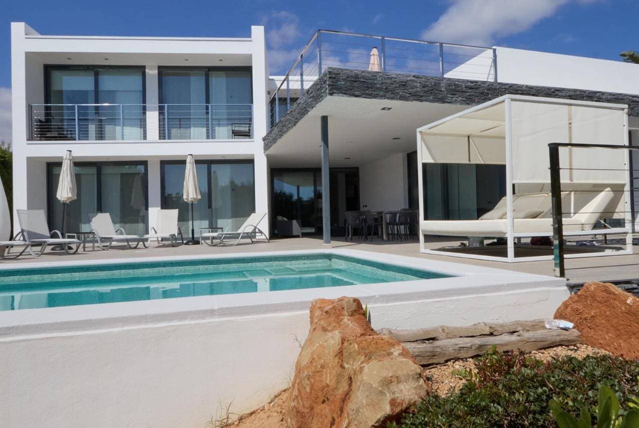 Foto 5 von 37: Villa with Private Pool