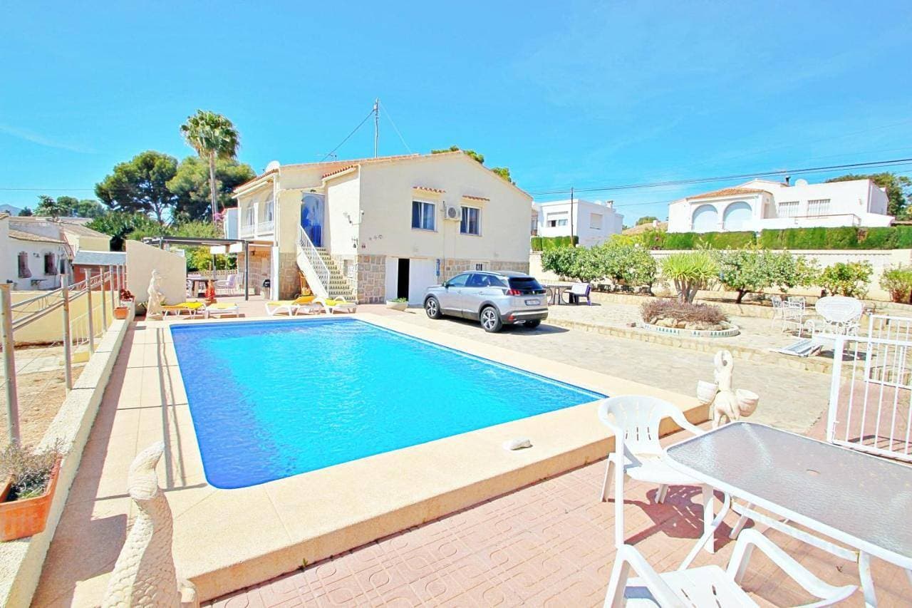 Clara - villa with large private pool in Calpe 1