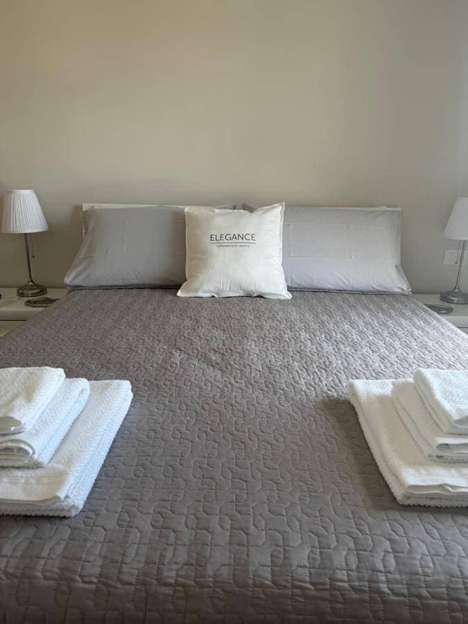 Foto 4 von 17: Double Room with Private Bathroom