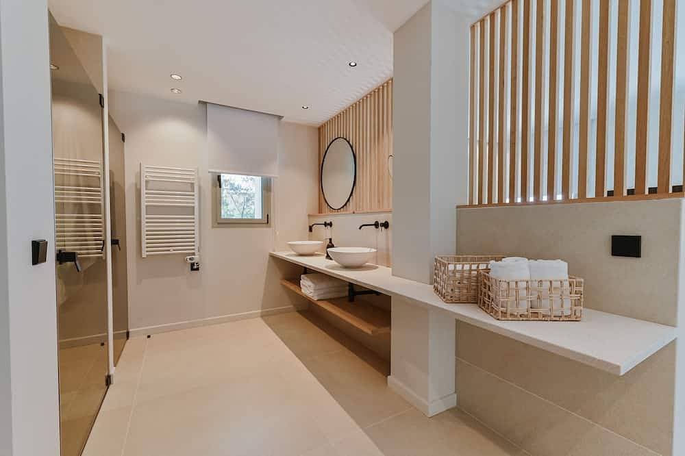 Foto 7 von 30: Luxury Villa. Heated pool. Sea & Mountain views