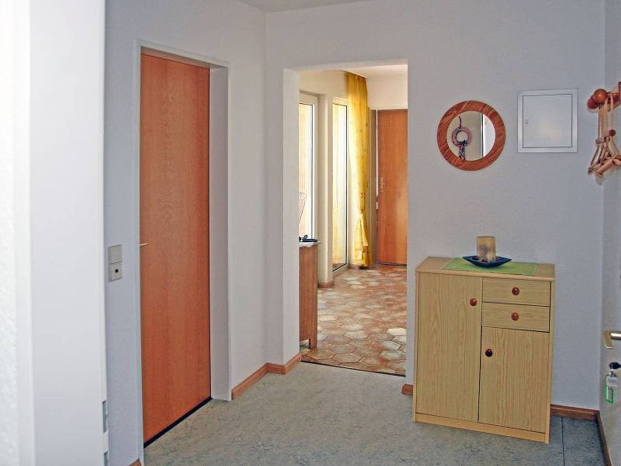 Foto 4 von 16: Ferienwohnung 'Kaiserstuhlblick' mit Balkon und Wi-Fi