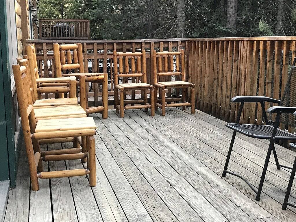 Foto 2 von 50: Gg’s Chalet ist ein Rückzugsort mit 6 Schlafzimmern, 4 Bädern - Billardtisch und perfekt für Gruppen.