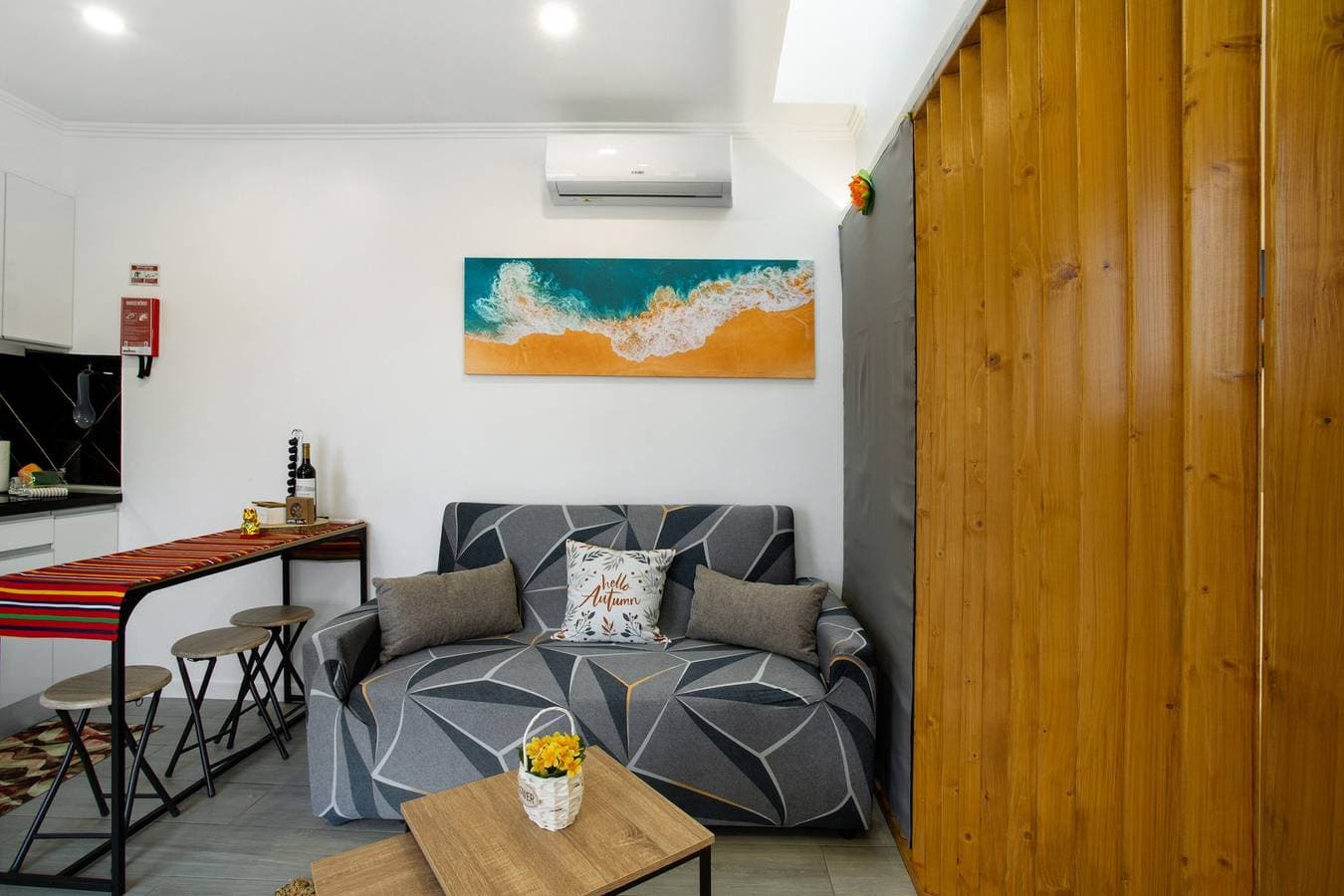 Foto 5 von 29: Ferienhaus 'Little Zen House' mit Bergblick, Wi-Fi und Klimaanlage