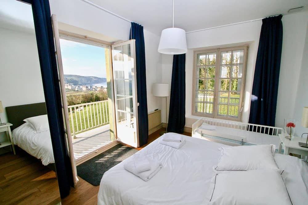 Foto 3 von 30: Grand-Duplex ****, Meerblick, 5 Schlafzimmer, Bettwäsche, privaten Garten