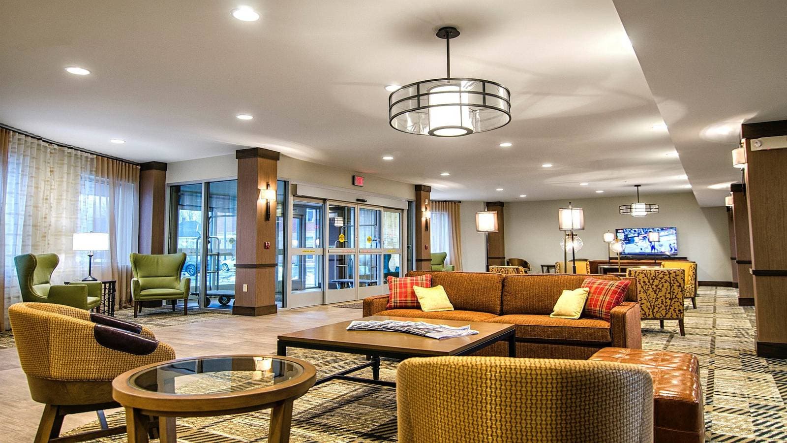 Foto 9 von 19: Staybridge Suites Marquette