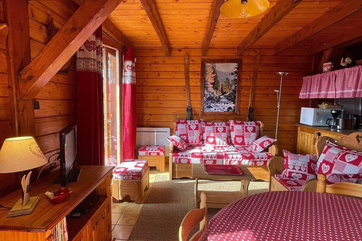 Foto 3 von 32: Cottage für 6 Personen mit Balkon
