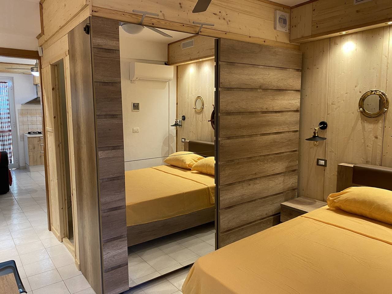 Foto 2 von 32: Ferienwohnung für 3 Personen mit Pool