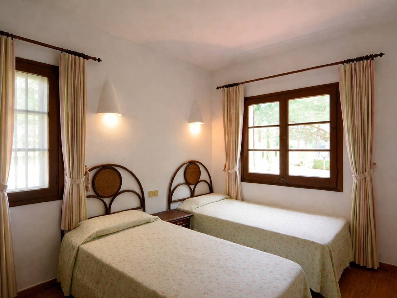 Foto 7 von 27: Ferienhaus in Pals mit Pool und Garten