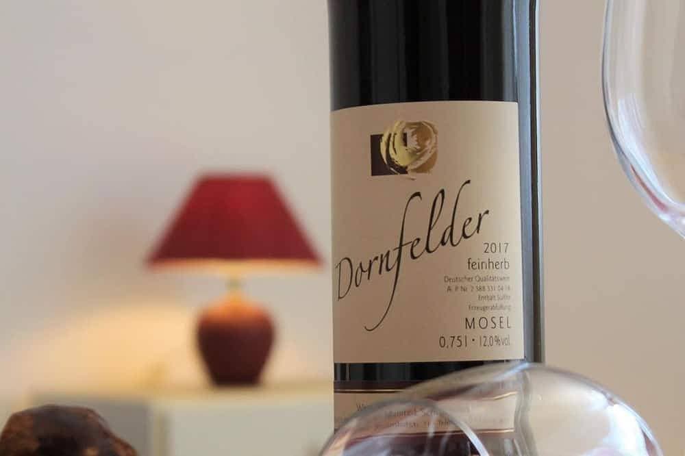 Foto 9 von 11: Doppelzimmer Nr. 1 - Ferienweingut Manfred Schneiders