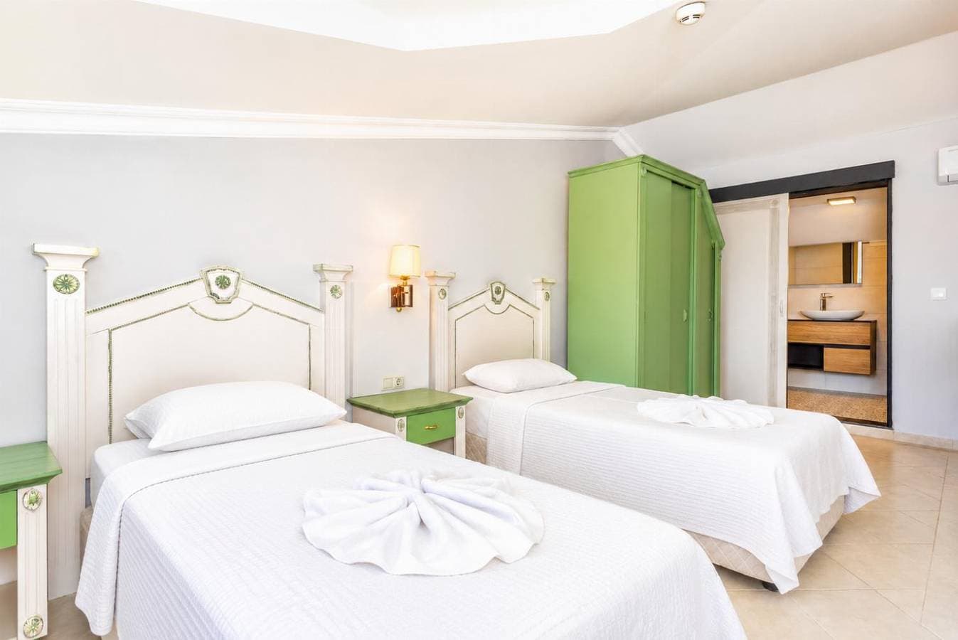 Foto 12 von 19: Villa für 4 Personen mit Balkon