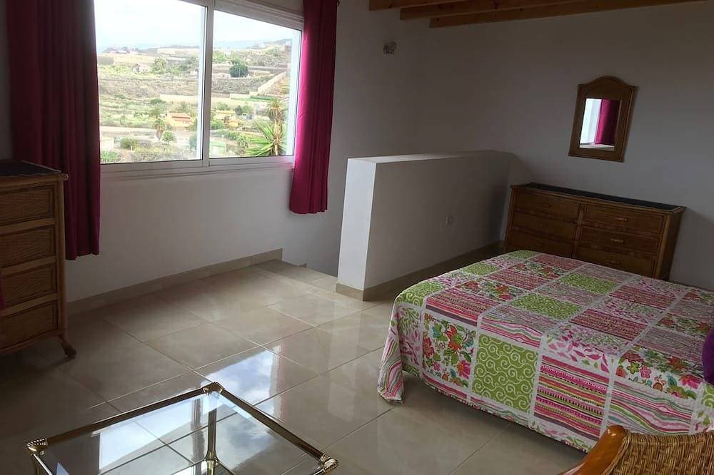 Foto 3 von 30: Erstaunliche Aussichten Auf Atlantik & Teide Mit Privater Terrasse, Pool & BBQ