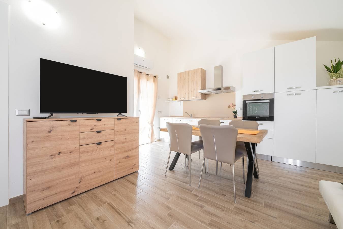 Foto 2 von 26: Ferienwohnung 'Casa Vacanze Alba Mar' mit Balkon, WLAN und Klimaanlage
