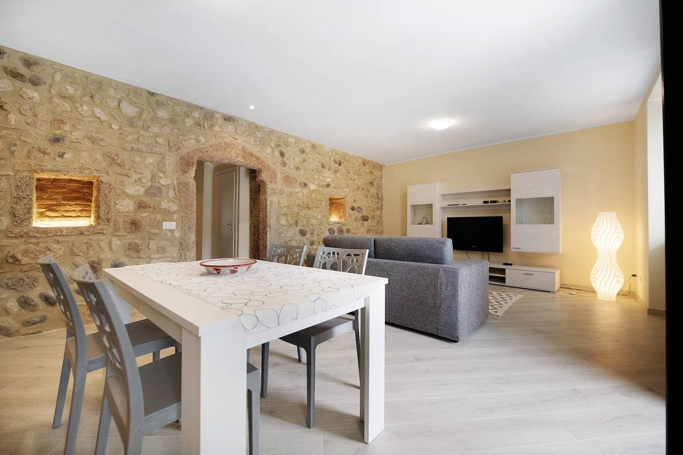 Foto 6 von 18: Ferienwohnung "Casa Vera Aurora" mit privatem Gartenblick und Wi-Fi
