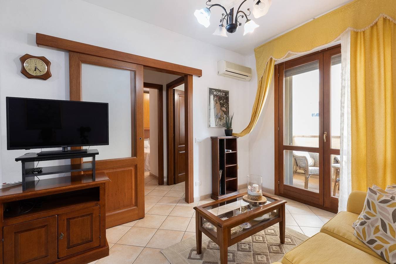 Foto 6 von 32: Apartment 'Tuveri' mit privater Terrasse und Klimaanlage