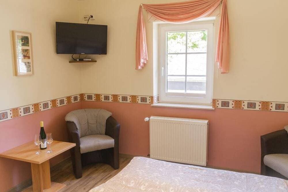 Foto 3 von 24: Doppelzimmer - Ferienweingut Matthiashof