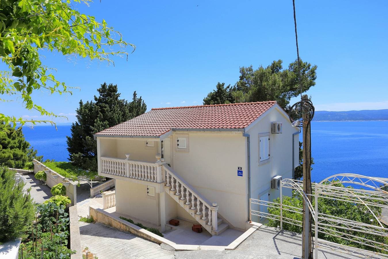 Foto 4 von 15: Studio Appartement mit Terrasse und Meerblick Marusici, Omis -a