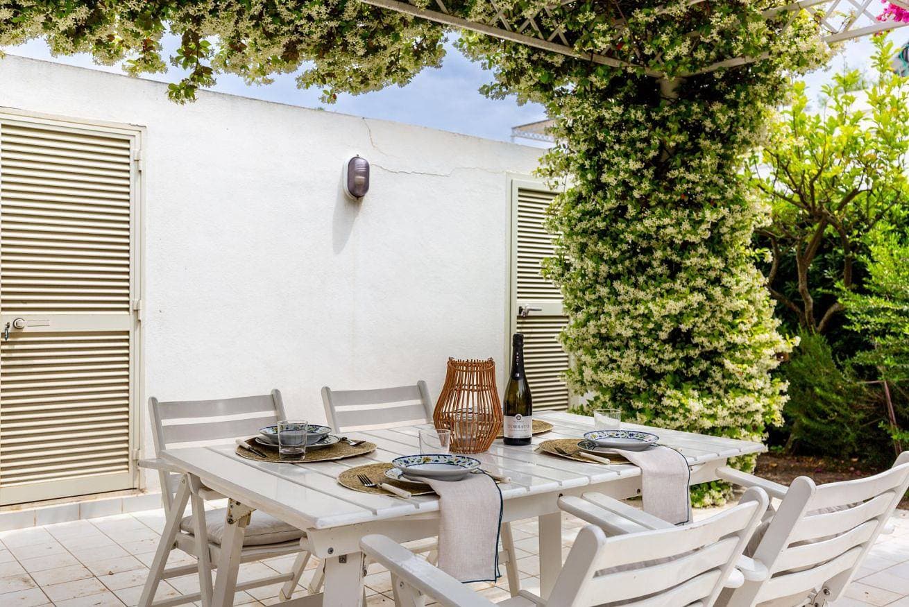 Foto 5 von 42: Ferienwohnung für 8 Personen mit Balkon/Terrasse