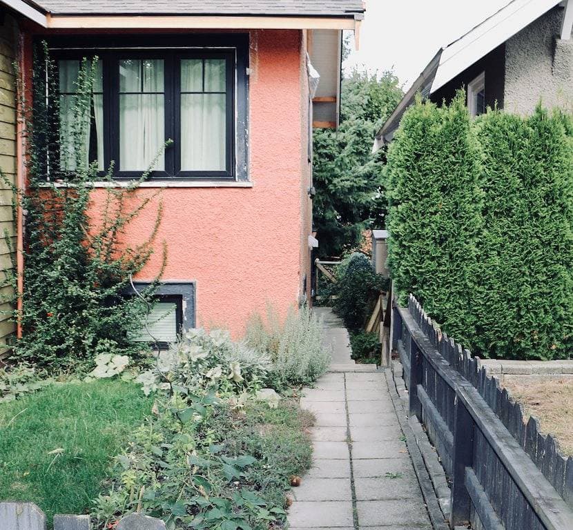 2 Bedroom Ground Level Suite in der Nähe von \"The Drive\" 1