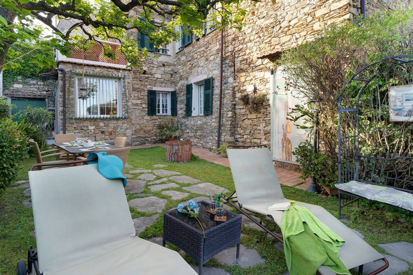 Foto 6 von 28: Ferienwohnung 'Casa Maria' mit Meerblick, Privatem Garten und WLAN