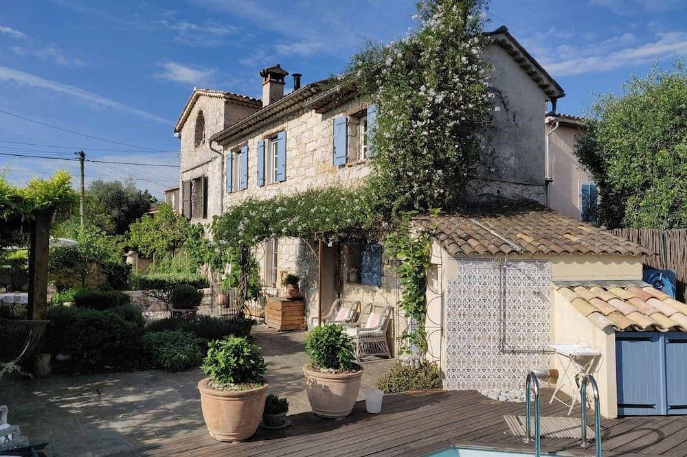 Historische Provence-Wohnungen in der Nähe von Nizza und Cannes 1