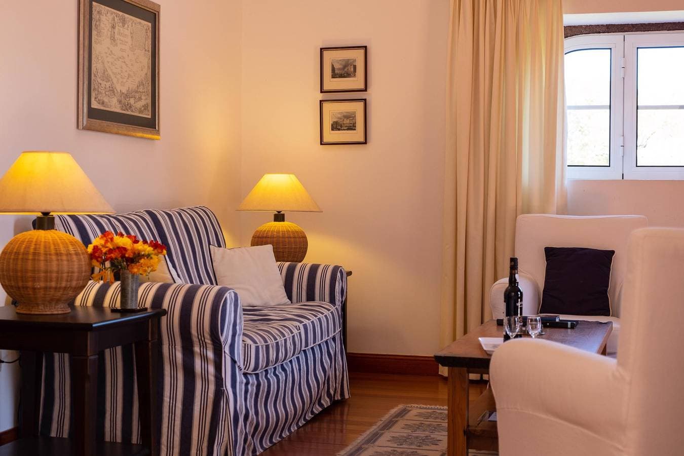 Foto 6 von 25: Charming stone cottage in Funchal | Casa Feitor