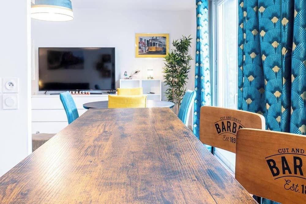 Annecy Lake Central - City center - 2 bedrooms - Baby equipment 1