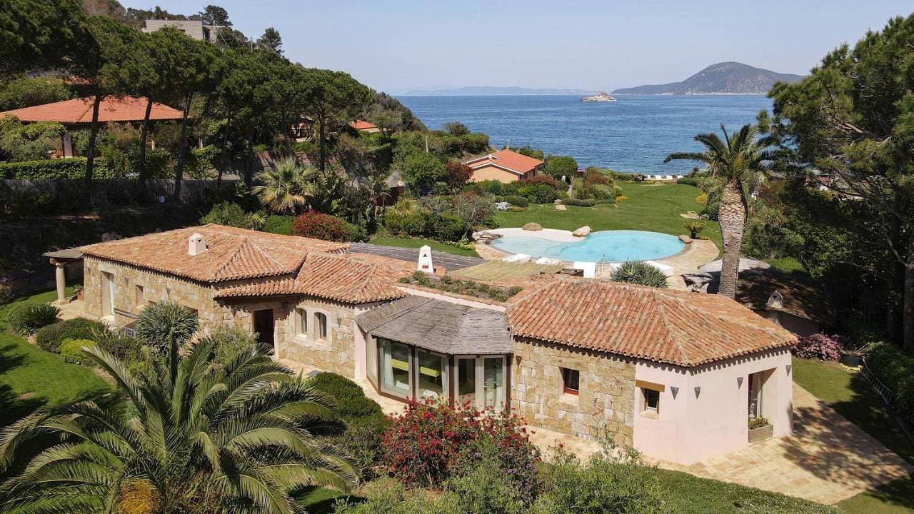 VILLA PADULELLA 8&2, Emma Villas 1