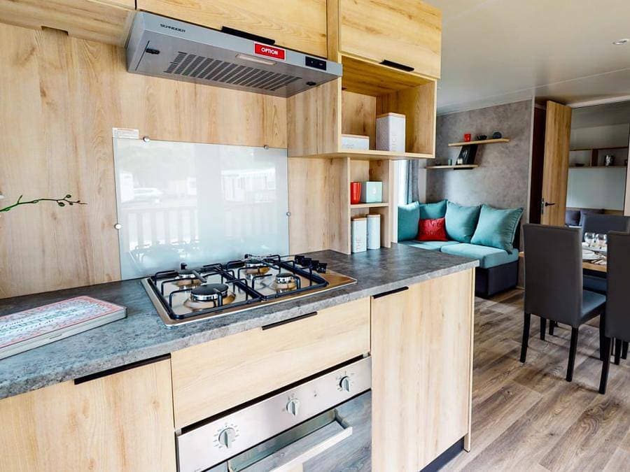Foto 5 von 24: Camping Siblu Les Dunes De Contis - Funpass inclus - Mobilheim 8 personen - Essential 3ch 8p Signature clim