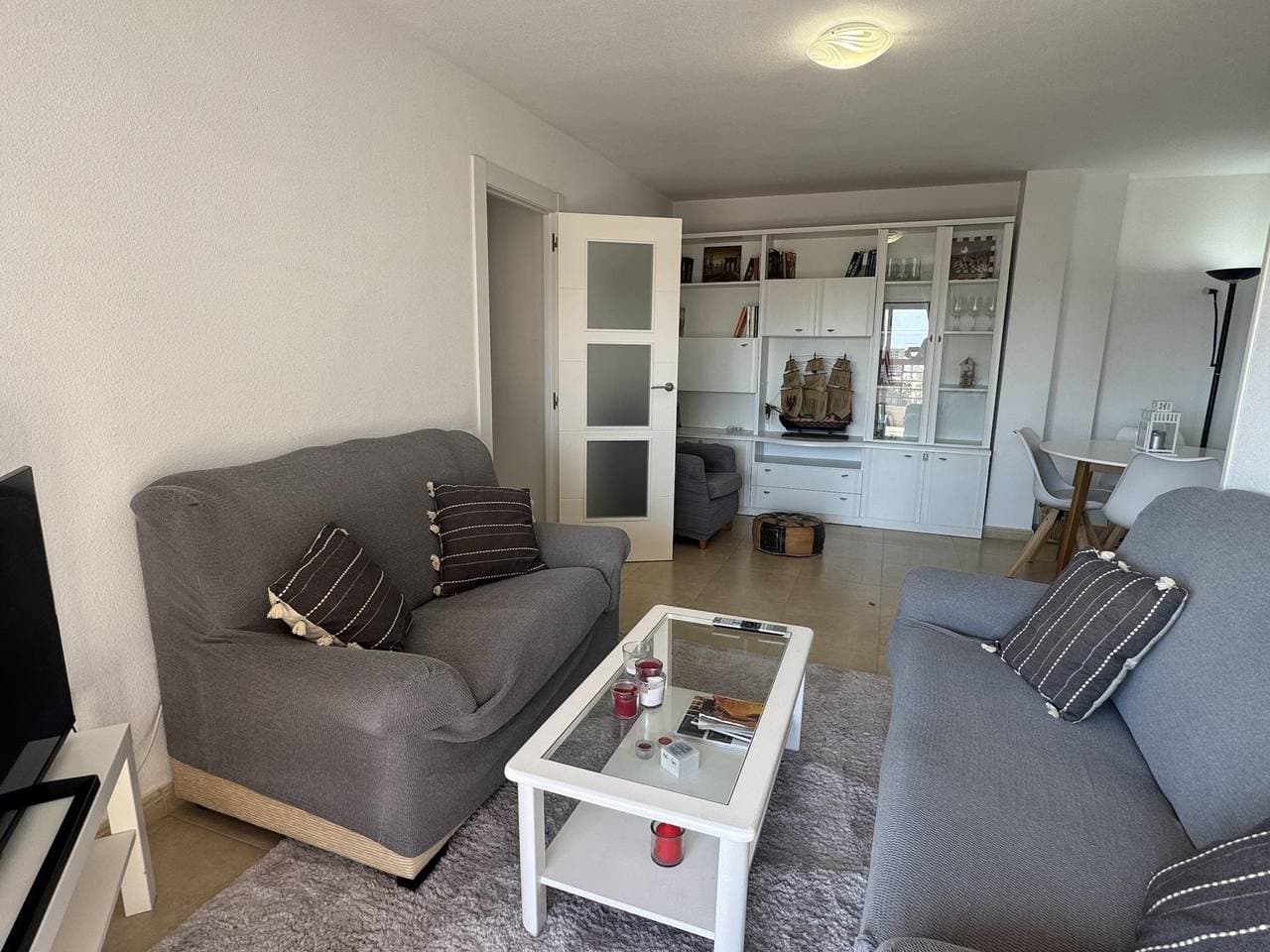 Foto 8 von 40: Ferienwohnung für 5 Personen mit Pool