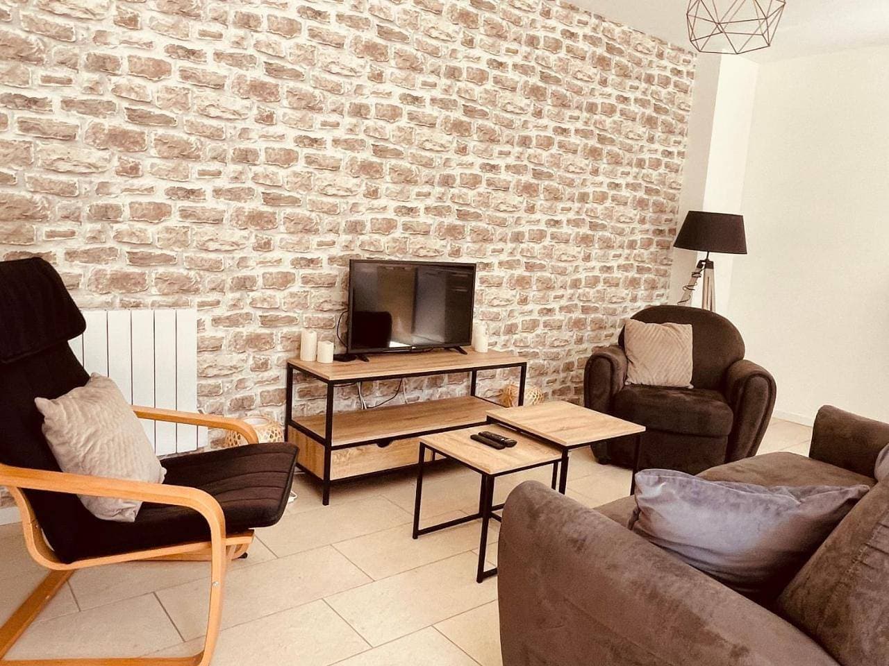 Foto 7 von 37: Three-Bedroom House