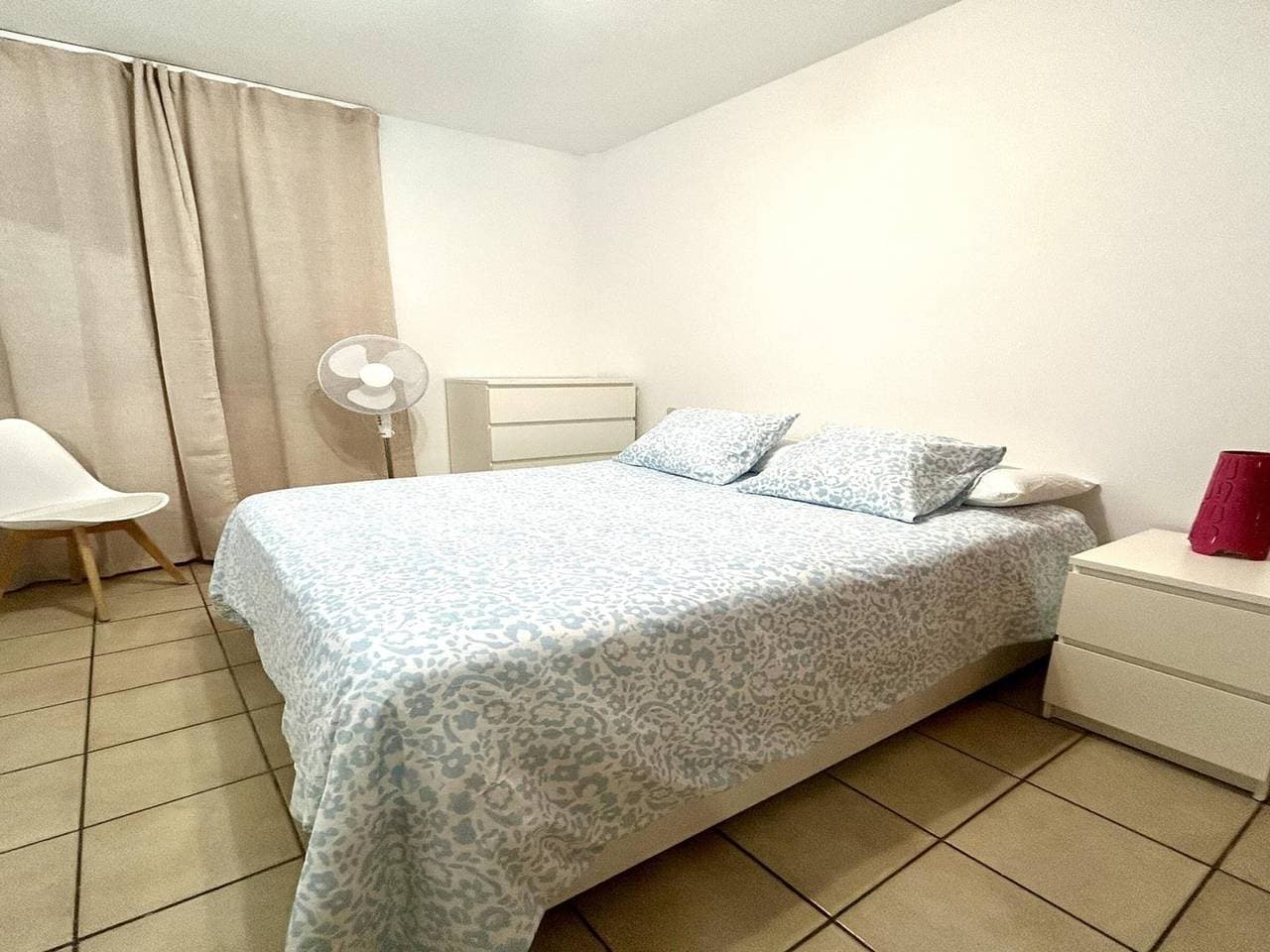 Foto 11 von 25: Komfortables Haus mit Pool und schnellem WLAN in Strandnähe