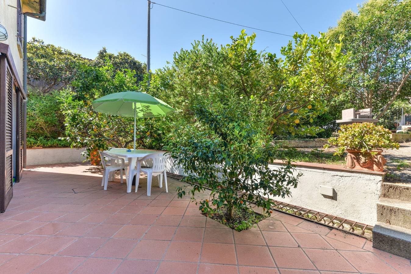 Foto 2 von 19: Einzimmerapartment 'Monolocale Nel Verde' mit Privatterrasse, Gemeinschaftsgarten und WLAN