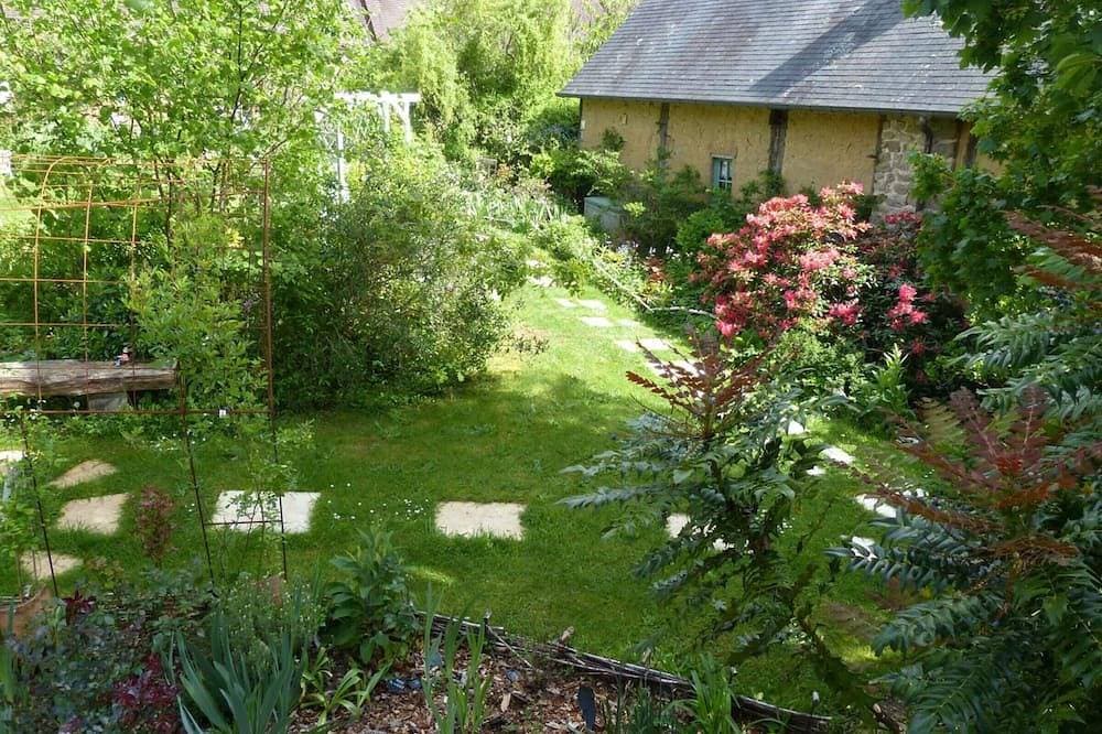 Foto 9 von 26: La Bergerie: Historisches Haus mit englischem Garten, 2 Schlafzimmer