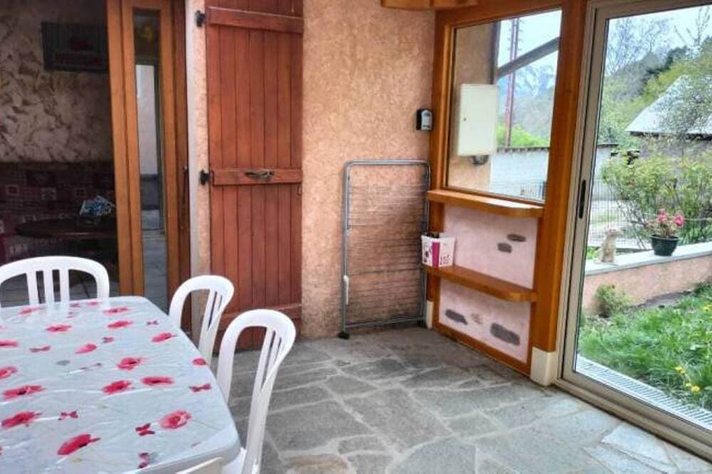 Foto 12 von 13: Appartement Pour les Amoureux de la Nature: Lac, Plan D'eau, Randos en Montagne
