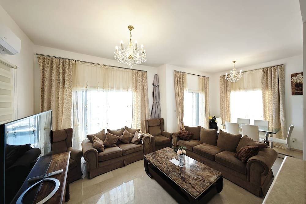 Foto 3 von 30: SunResidence, 3 bed, first line, Coral bay