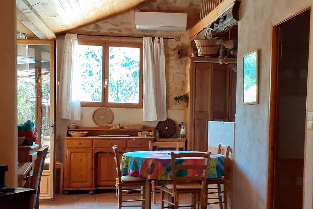 Foto 10 von 28: Kleines Steinhaus in einem malerischen provenzalischen Dorf