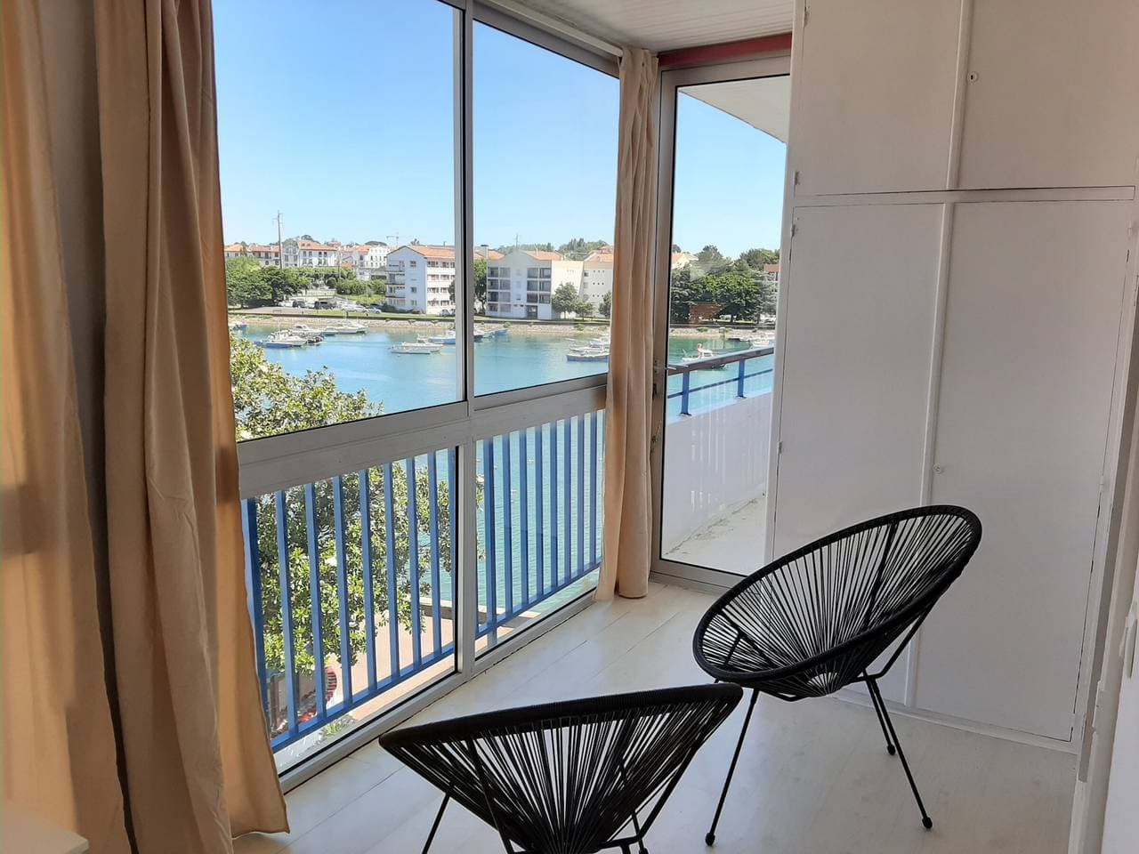 Foto 8 von 24: Ciboure: Geräumige T4 mit Balkon und Veranda, nahe Golfplatz