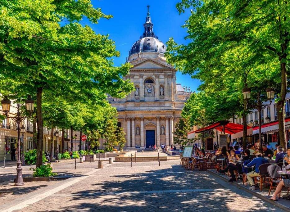 Enchanting Retreat in the Heart of the Latin Quarter - Entire Studio for yourself 1