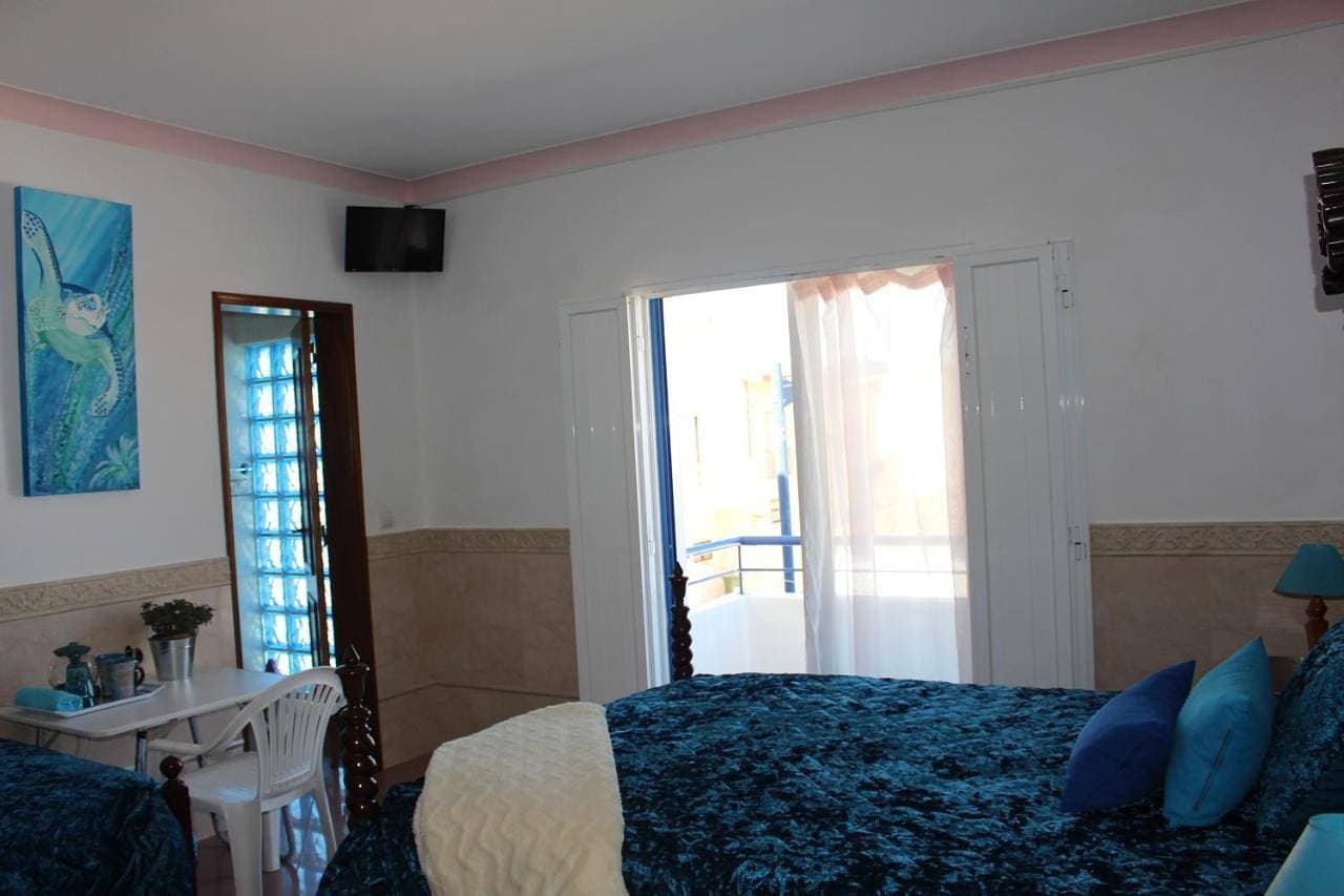 Foto 11 von 18: Double Room with Balcony