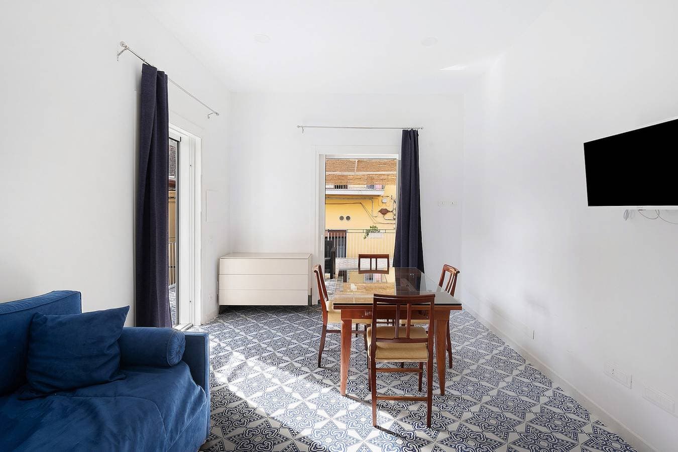 Foto 12 von 22: Ferienwohnung 'Central House' mit privater Terrasse, WLAN und Klimaanlage