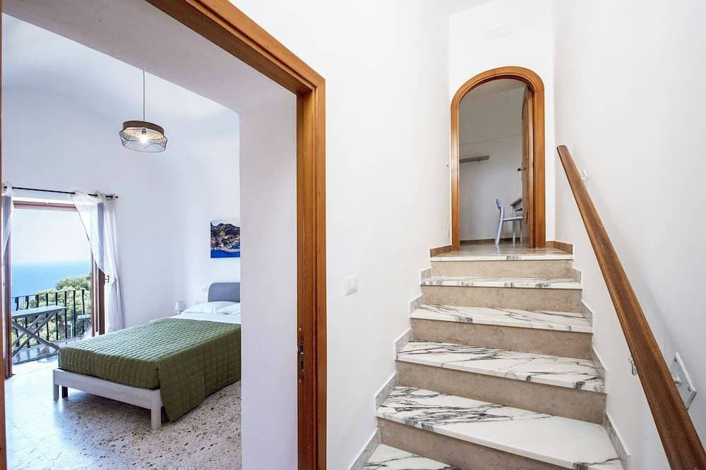 Foto 9 von 30: Casa Rosaria: Traumterrasse mit endlosem Meerblick