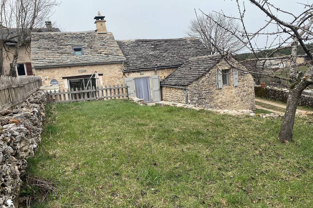 Foto 9 von 11: Beautiful Caussenarde house on the Causse Méjean Lozère