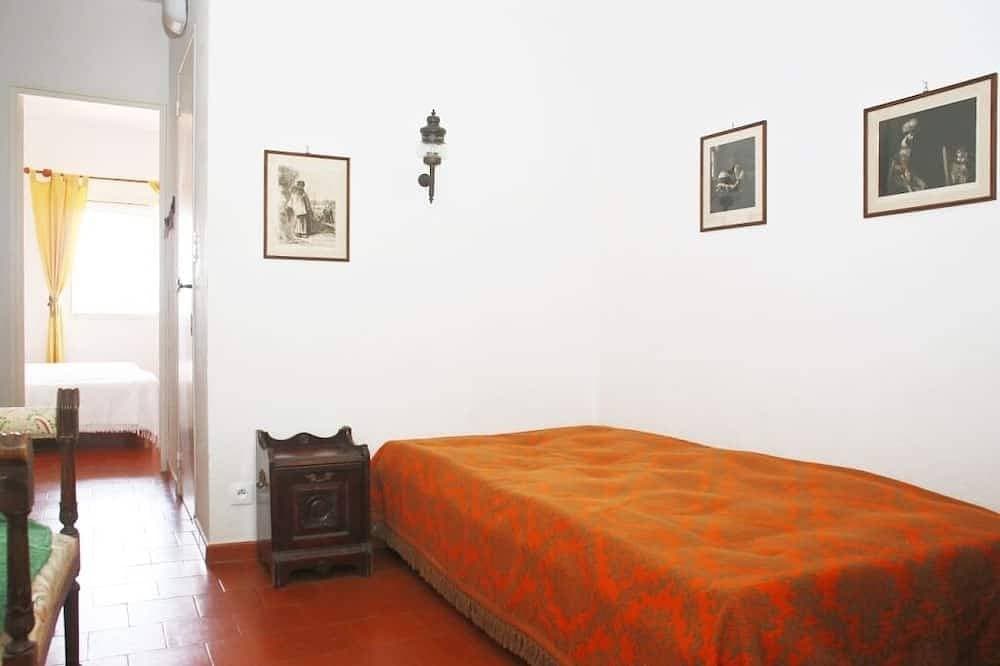 Foto 7 von 23: Sehr schöne Maisonette-Wohnung, Terrasse und Panoramablick in einem mittelalterlichen Dorf