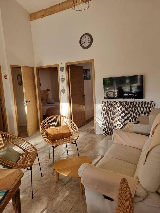 Foto 3 von 26: Double Room with Garden View
